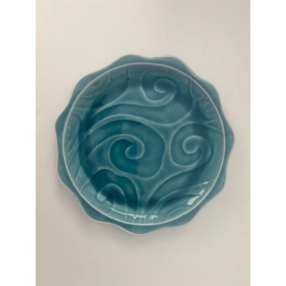 Pier 1 Tidal Blue Salad Plates 8 3/4" Blue Discontinued Scalloped 2008 Set of 2 - Picture 4 of 6